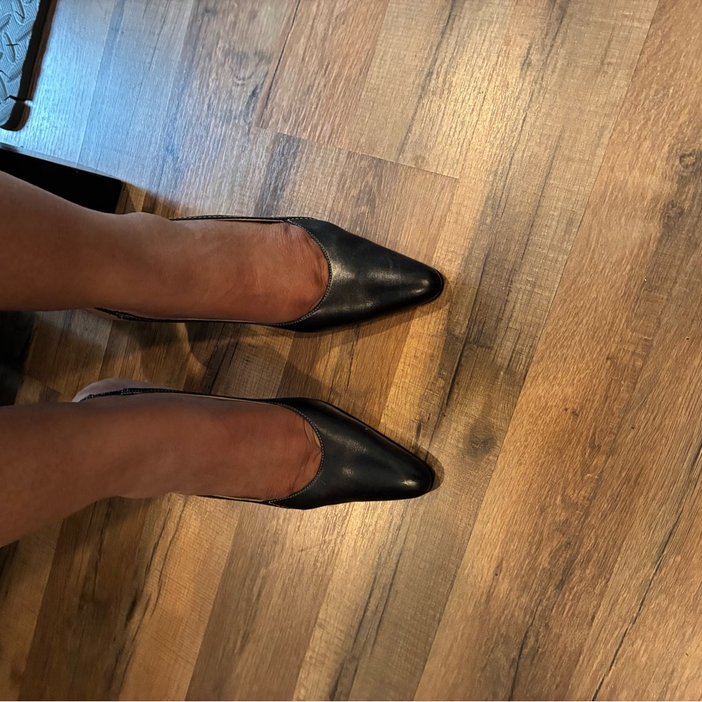 Nine West Black sling back Heels